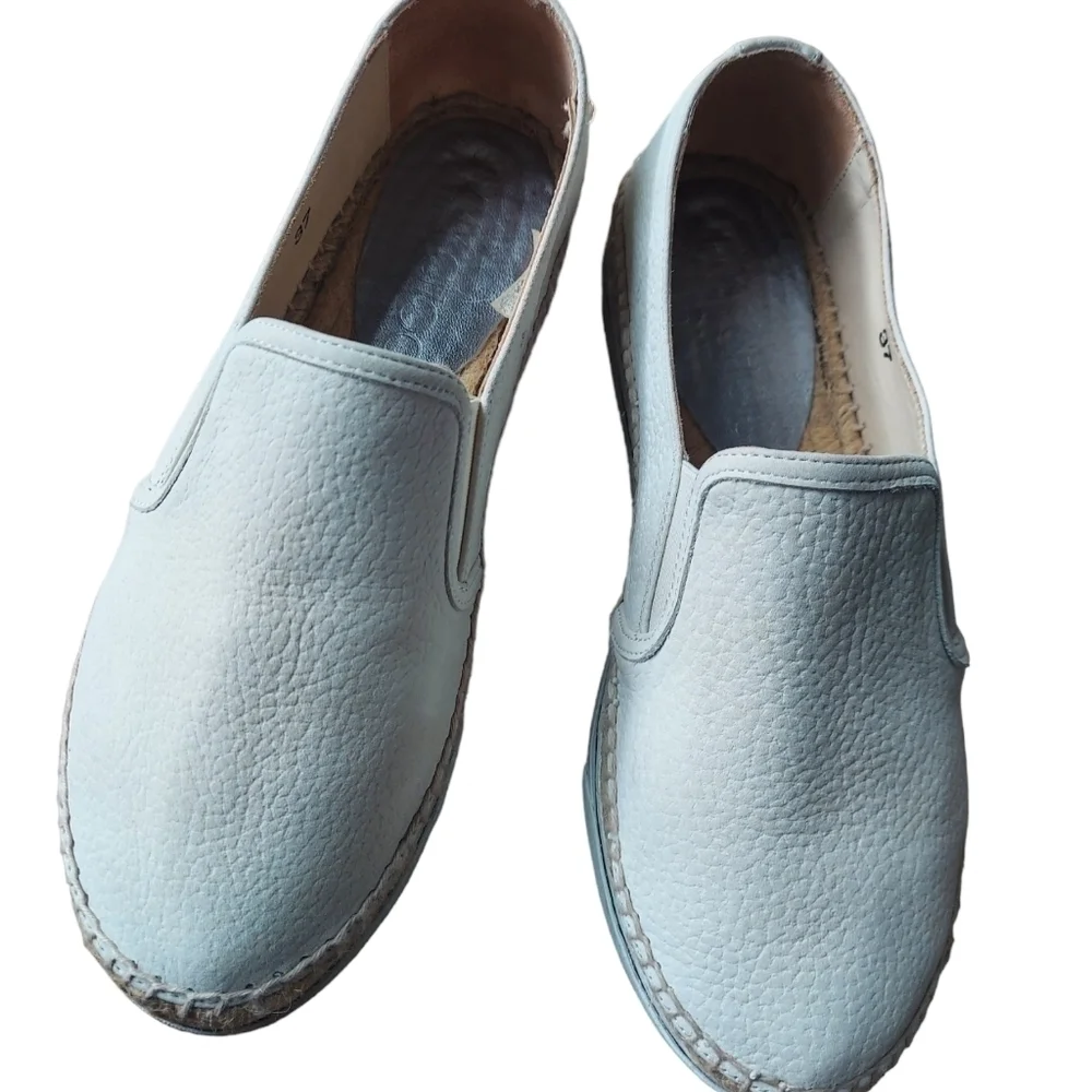 37/7‎ Jimmy Choo cream loafers